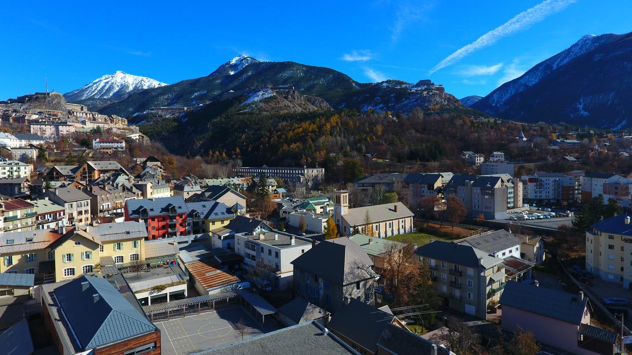 Hôtel Mont-Brison Briançon Buitenkant foto