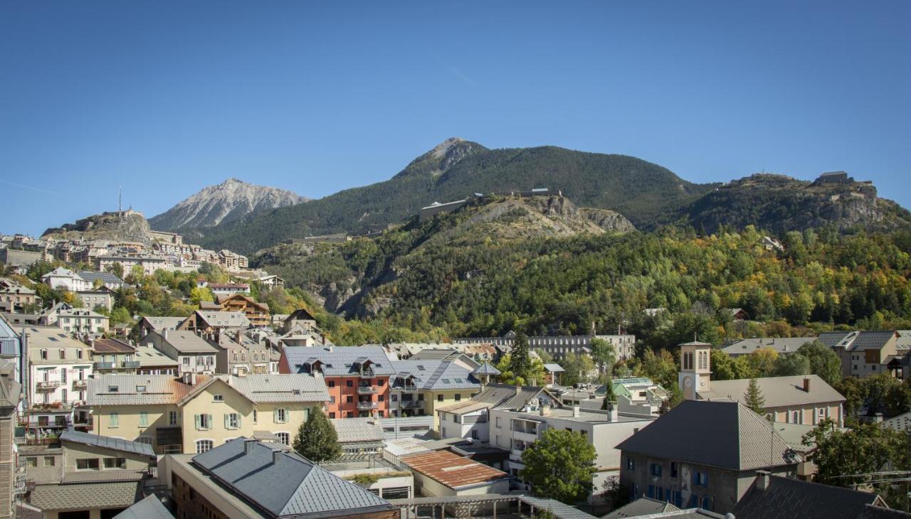 Hôtel Mont-Brison Briançon Buitenkant foto